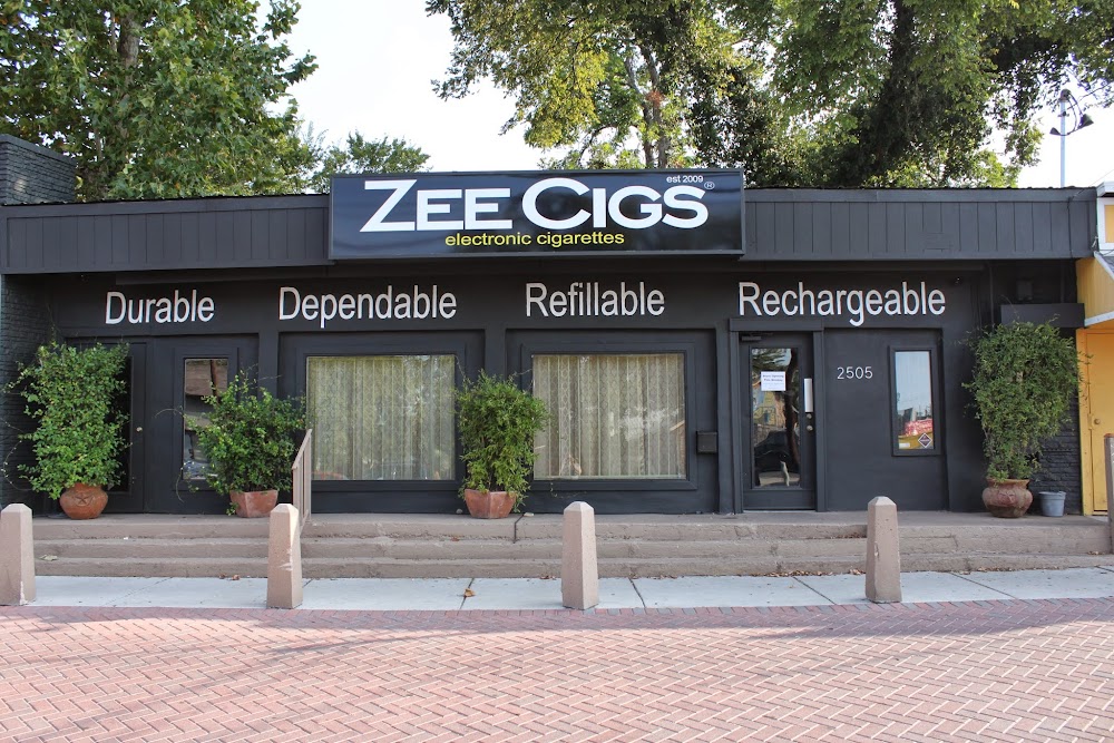 Zee Cigs LCATION CLOSED